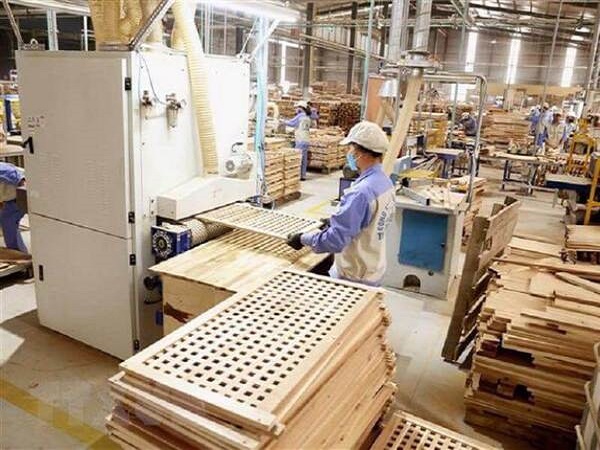 Top 5 export solid wood furniture factories in Vietnam