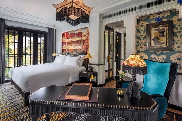 Luxurious, upscale interior design of a 5-star hotel