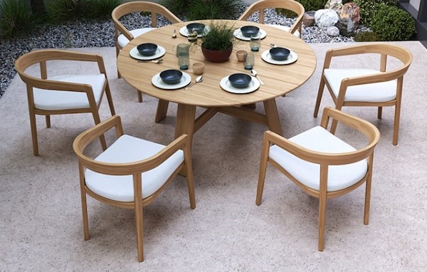 Dining chairs made from teak wood are durable and aesthetically pleasing