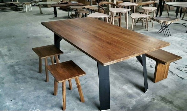 Beautiful table and chairs made of teak wood